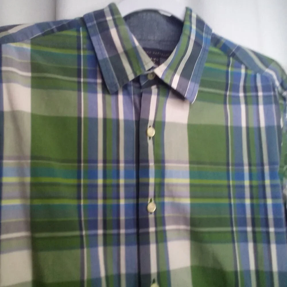 Banana Republic Shirt Men M 15-15 1/2 Button Up Long Sleeve Plaid Blue Green